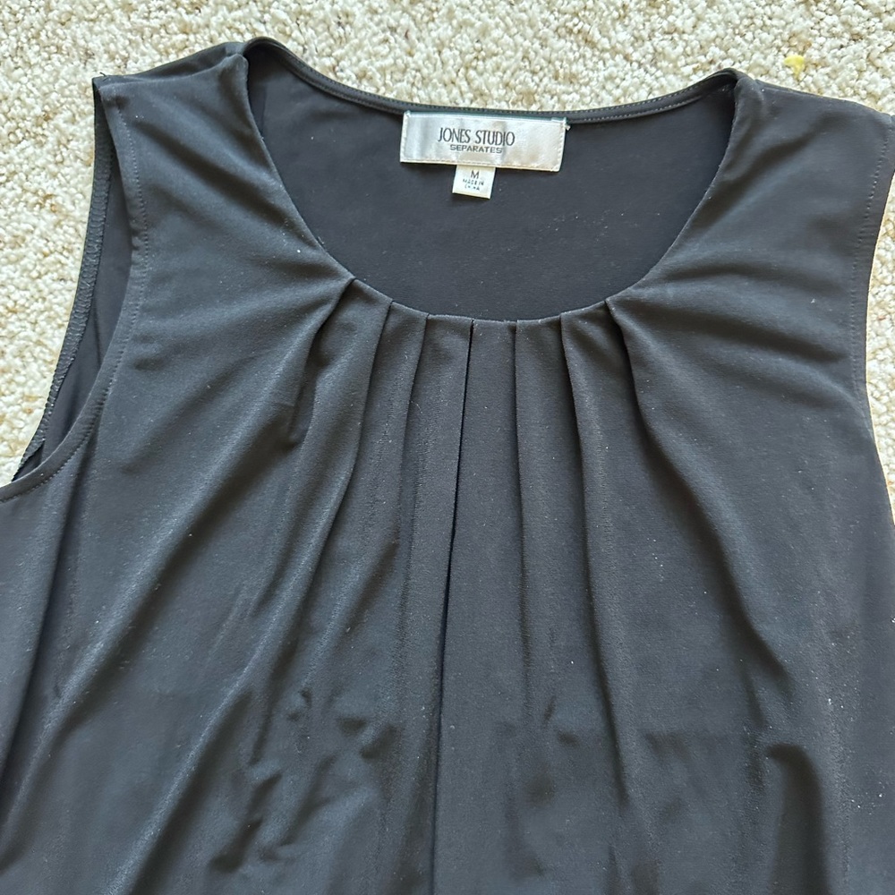 Jone’s Studio Sleeveless Shell - Picture 4 of 4